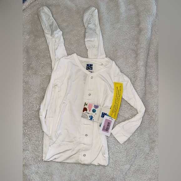NWT Kickee Footie - Picture 2 of 5
